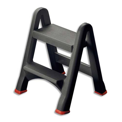 Marche-pieds pliable - capacite 150kg - 48 x 17 x 63 cm