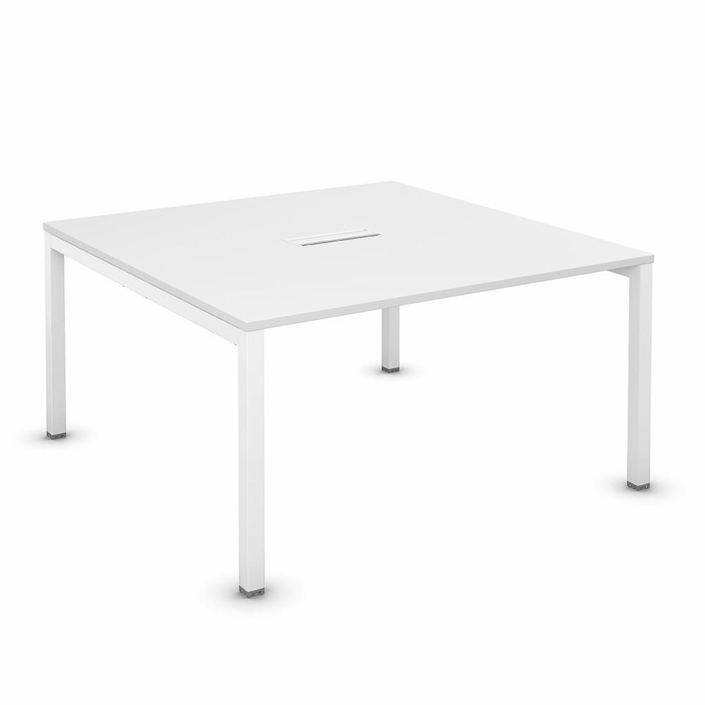 Bureau manager Osmose L140 x P143 cm plateau avec trappe d'acc�s Blanc - pieds m�tal Blanc