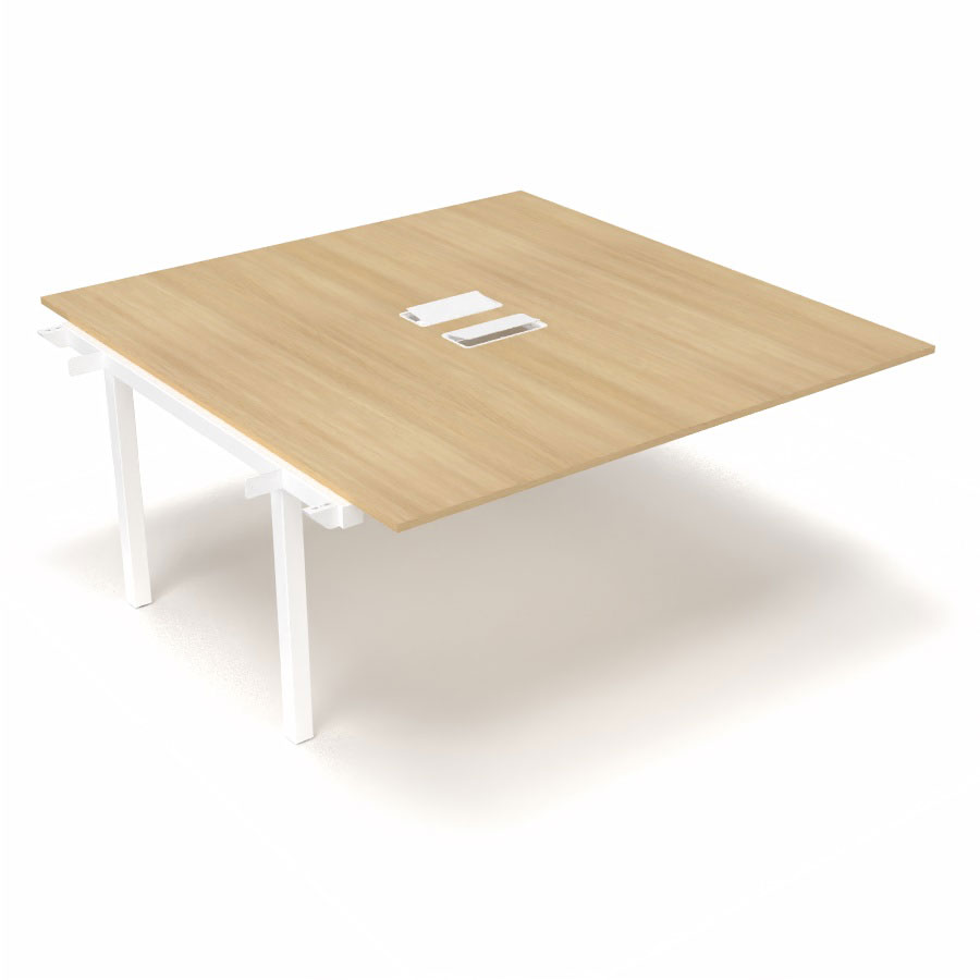Bureau Arial partag - lment suivant - L. 160 x P. 165 cm p. 19 mm - monoplateau mlamine chne clair avec 2 trappes et goulotte incluses - pitement arche mtal lisse blanc