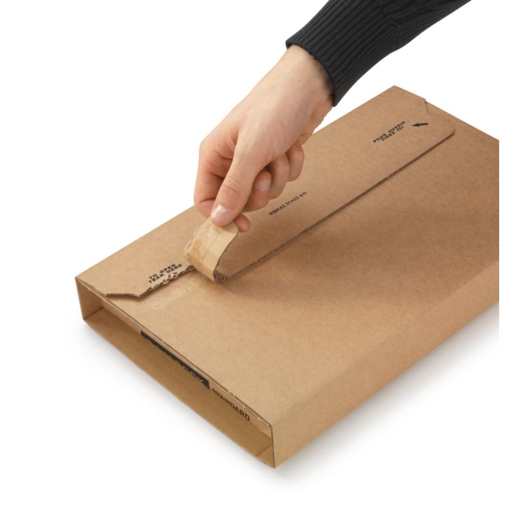 tui emballage postal carton brun RAJA avec fermeture adhsive - 31 x 22 cm pour format A4 cadre, tableau