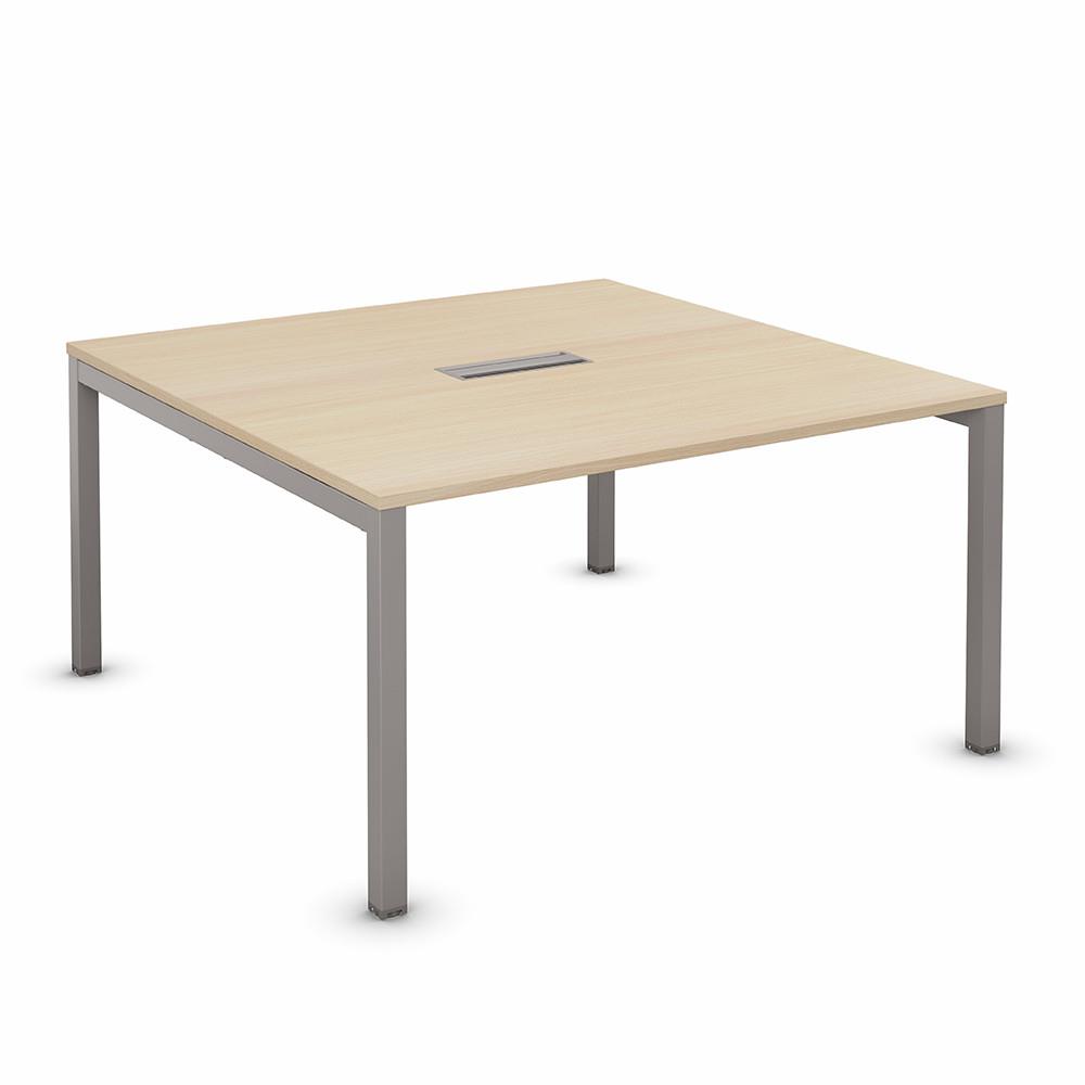 Bureau manager Osmose L160 x P163 cm plateau avec trappe d'acc�s Ch�ne - pieds m�tal Aluminium