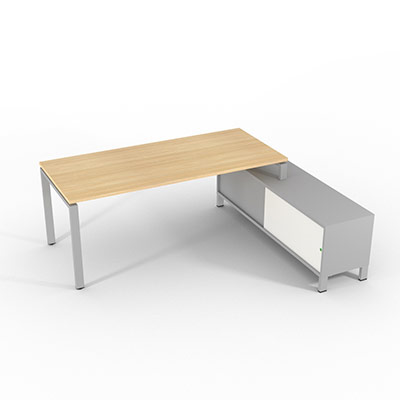 Bureau de direction sur retour porteur gamme RIO - 200 x 165 cm - plateau m�lamin� ch�ne clair - pi�tement gris aluminium - portes blanches