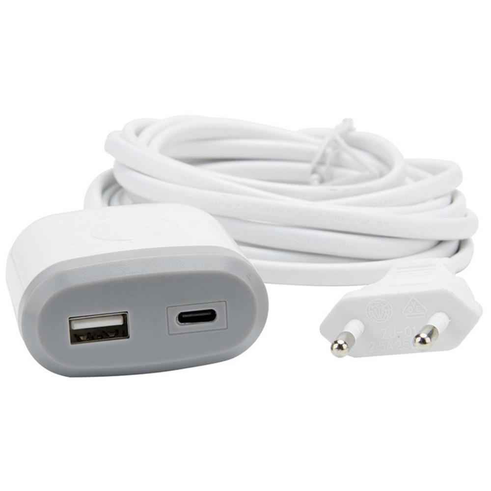 Rallonge c�ble Watt & Co de 3 m avec embout chargeur rapide USB-A 18W + USB-C 30W - Blanc