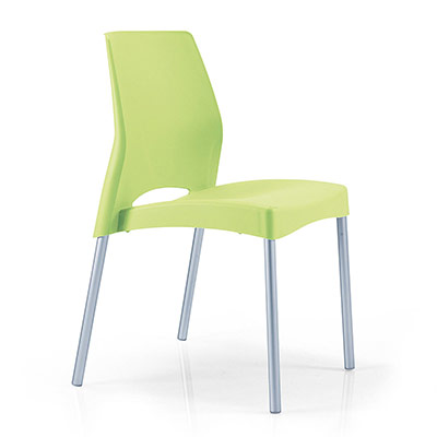 Lot de 2 chaises Pim's avec coque en polypro vert anis trait anti-UV - structure 4 pieds en tube d'aluminium anodis gris aluminium