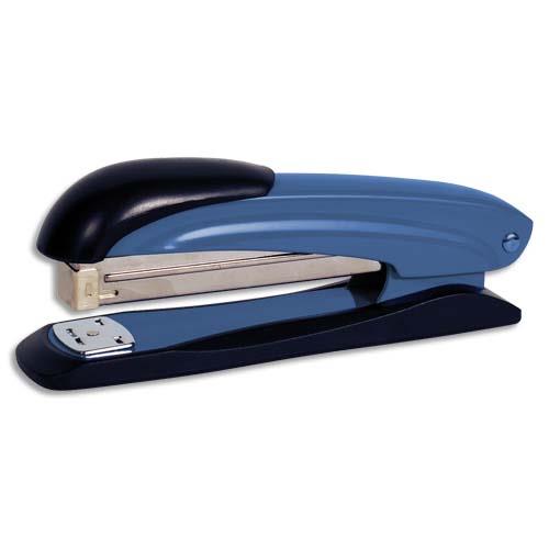 Agrafeuse de bureau en mtal 1er prix - utilise les agrafes 24/6 ou 26/6 - 20 feuilles - bleu